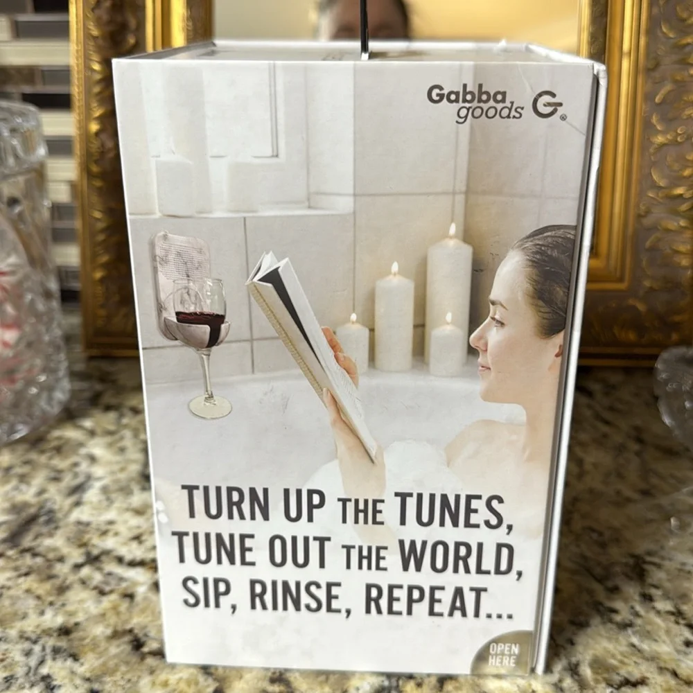 White Bath Accessory Set with Wine Holder and Speaker